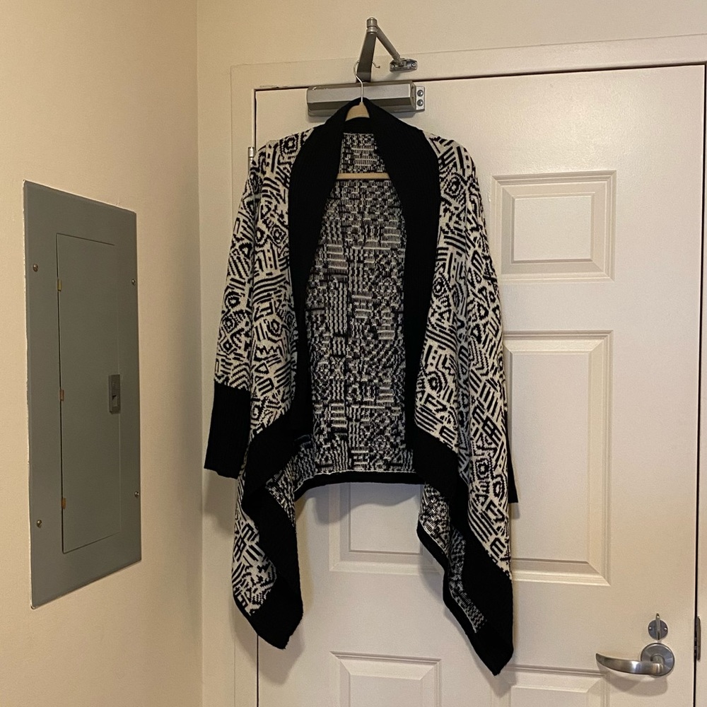 BEAR DANCE Aztec Print Waterfall Cardigan